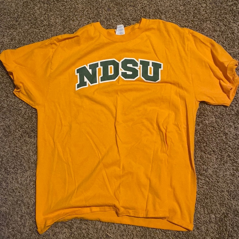 yellow/orange NDSU t-shirt